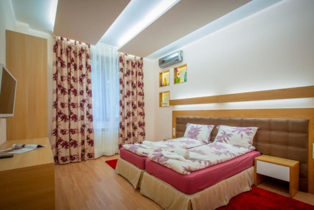 High Tech - Luxurious Apartment Софія Екстер'єр фото
